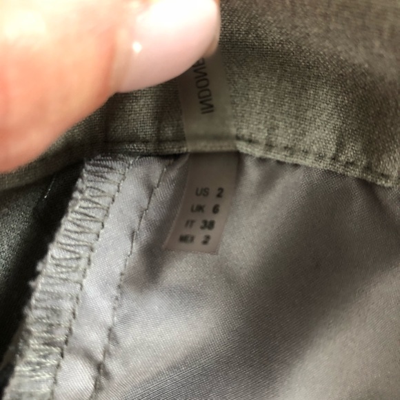 Tahari cropped office pants. Grey - Picture 2 of 4